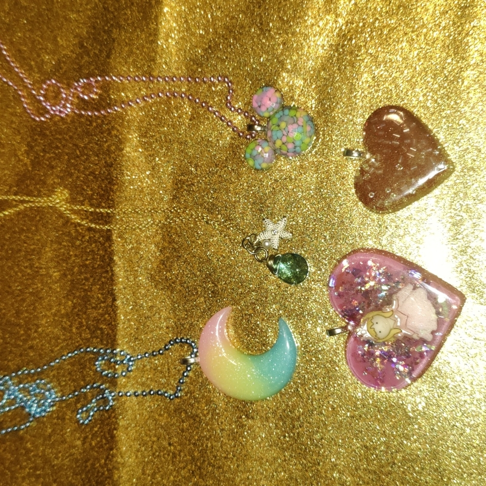Lot of Girls Necklaces/Pendants Interchangeable